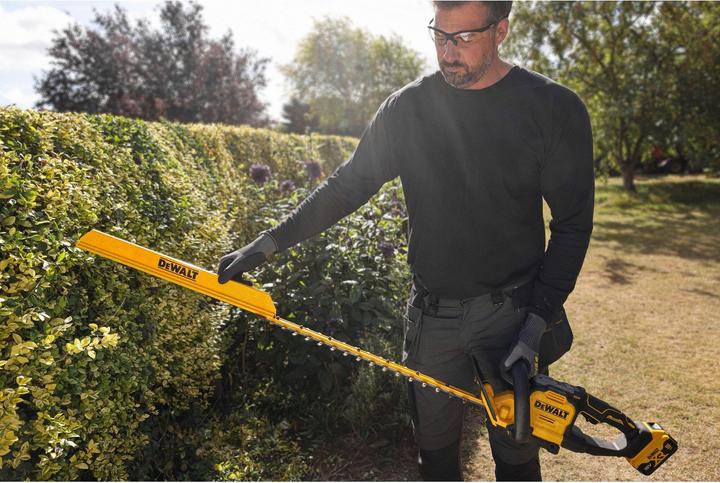 Produktbild DeWalt 18V Akku-Heckenschere, 60cm inkl. 1x 5Ah (Akkubetrieb)
