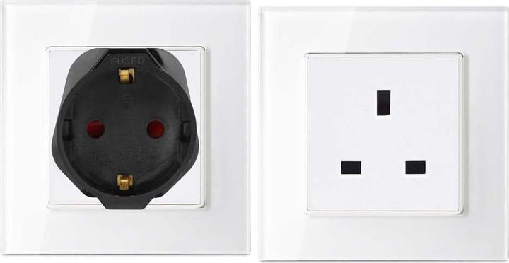 Image du produit Intirilife Adaptateur de prise UK type G vers UE