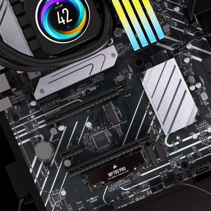 Immagine prodotto Corsair MP700 PRO (4000 GB, M.2 2280)