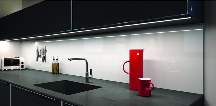Actual product image Halemeier Versa Inside 1200 12VDC ww L=3m 8W/m (Warm white, 50 cm, Indoor)