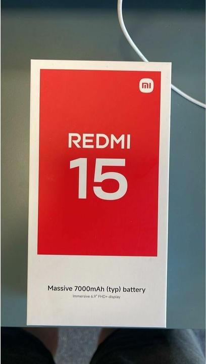 Actual product image Xiaomi Redmi 15 4G (256 GB, Titan Gray, 6.90", Hybrid Dual SIM, 4G)