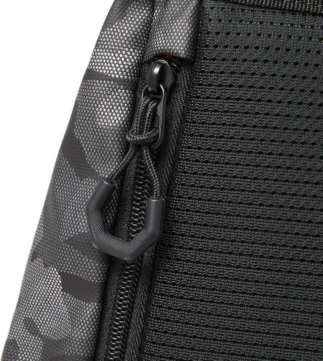 Actual product image Rivacase Riva Rucksack Sherwood 15L grey 7621 (15 l)