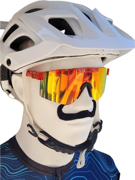 Actual product image Amoq Comet