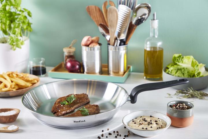 Produktbild Tefal E3080404 (24 cm, Wok Pfanne, Edelstahl)