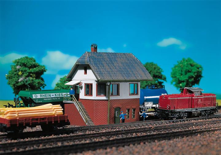 Actual product image Faller Signal box