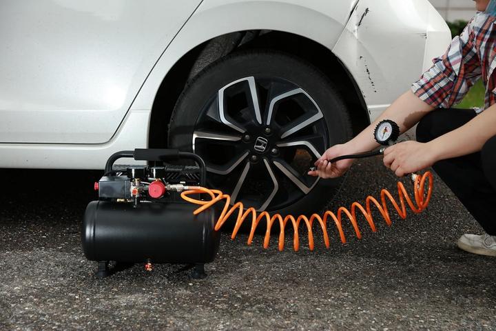 Actual product image Yard Force Silent Compressor (6 l, 8 bar)