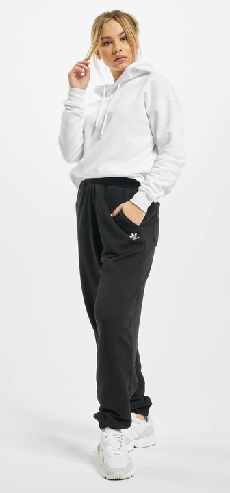 Actual product image adidas Originals Cuffed Pants (32)