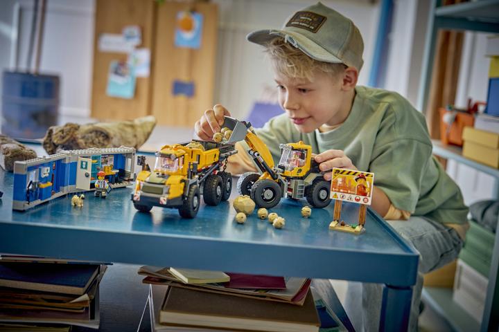 Produktbild LEGO Kipplaster und Schaufellader (60494, LEGO City)