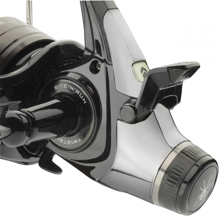Image du produit Daiwa Black Widow Baitrunner 5000 BR
