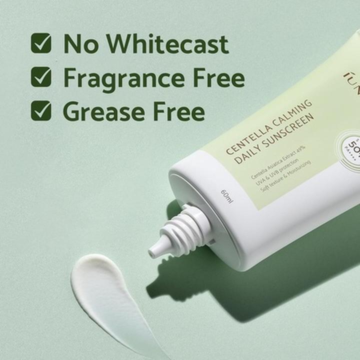 Immagine prodotto iUNIK Centella Calming Vegan Moisture SPF 50+ PA++++ Non appiccicosa Protezione solare quotidiana leggera (Crema solare viso, SPF 50+, 60 ml, 60 g)