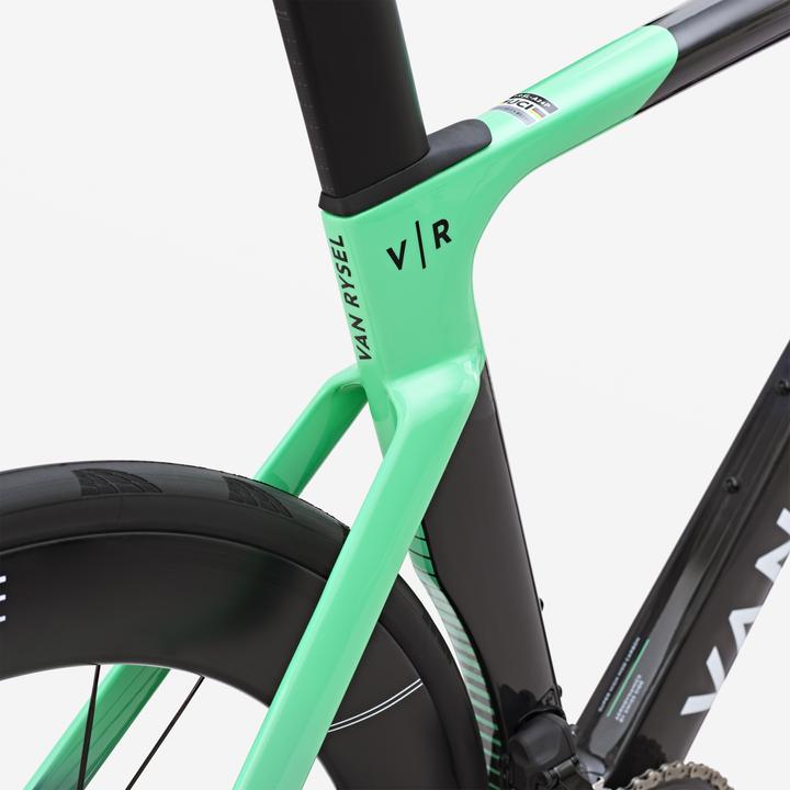 Actual product image Van rysel Rennrad Race RCR-F Pro CF Shimano Dura Ace Di2 Decathlon AG2R La Mondiale