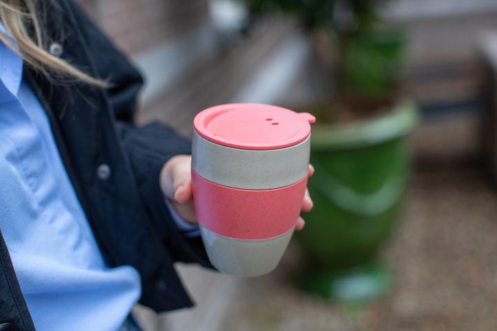 Immagine prodotto Koziol Tazza thermos con coperchio 400 ml (0.40 l)