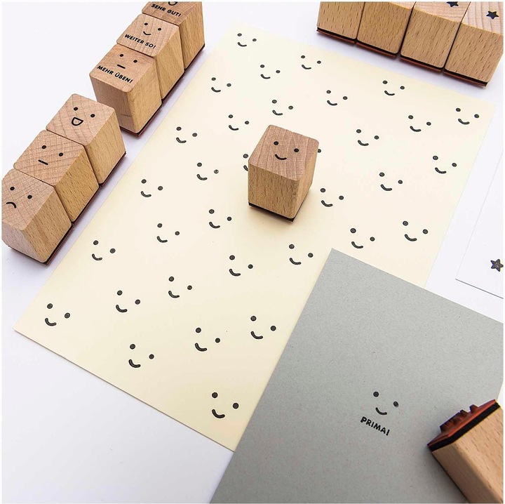 Produktbild Rico Design Lehrer Smiley