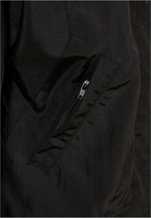 Produktbild Urban Classics Ladies Oversized Shiny Crinkle Nylon Jacket (XL)