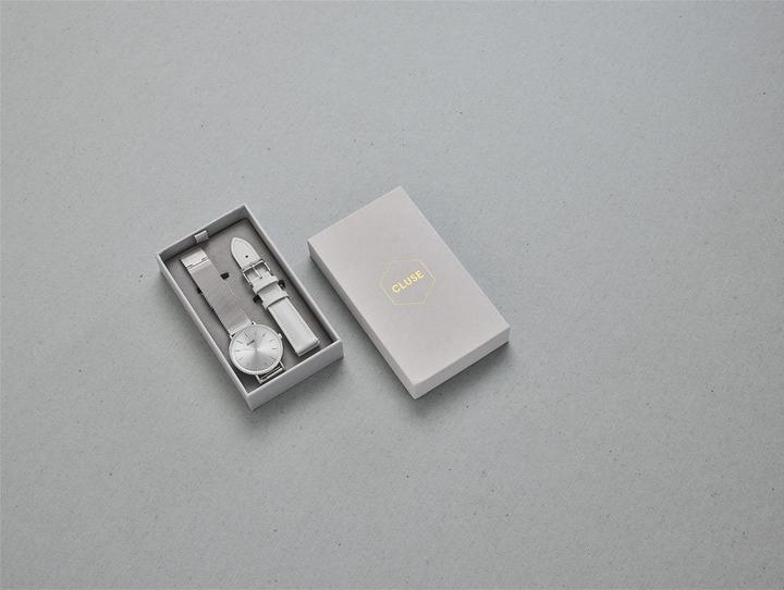 Actual product image Cluse Giftbox Boho Chic Watch and Strap, Silver Colour (Analogue wristwatch, 38 mm)