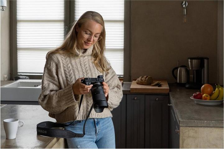 Image du produit Tamron AF 18-300mm f/3.5-6.3 Di III-A VC (Fujifilm X, APS-C / DX)