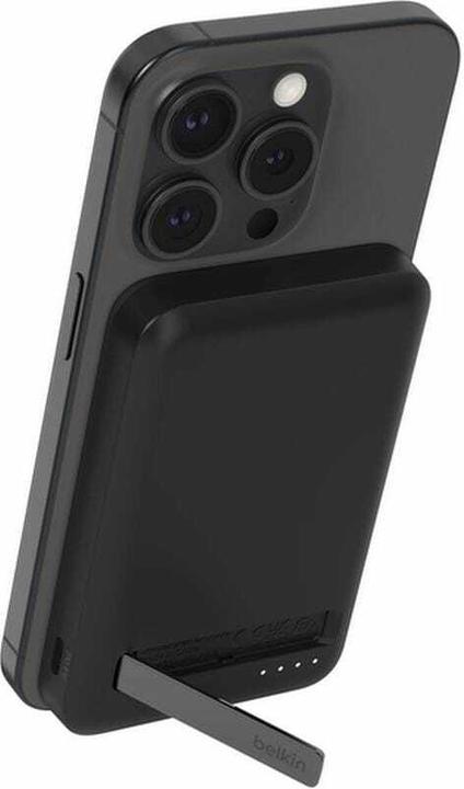 Belkin BoostCharge Pro 5000 (8000 mAh, 15 W)