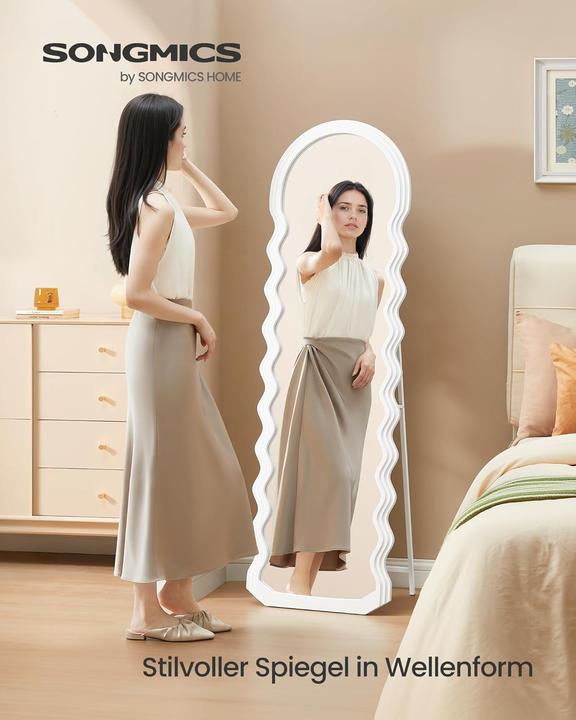 Actual product image Songmics Standing mirror (50 x 160 cm)
