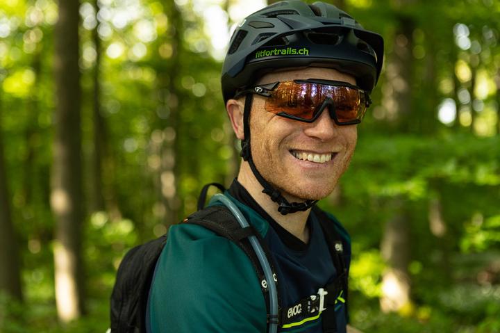 Actual product image Tifosi Aethon matt black / 3 lenses interchangeable (Black, Clear, Ac Red, Smoke)