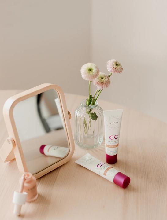 Produktbild Lumene Color Correcting Cream CC 7in1 Medium 30ml (MEDIUM, 30 ml)