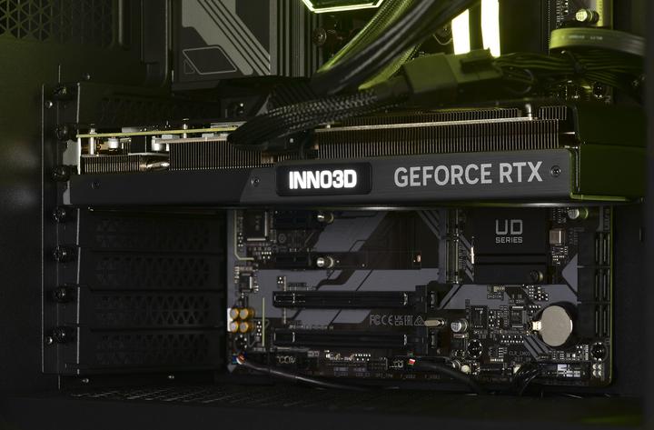 Actual product image Actina 5901443346746 (2000 GB, 32 GB, Intel Core i5-14600KF, Radeon RX 7900 XTX)