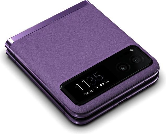 Actual product image Motorola Razr 40 (256 GB, Summer Lilac, 6.90", SIM + eSIM, 5G)