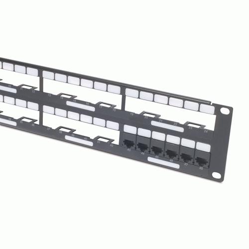 Produktbild APC Data Distribution 2U Panel