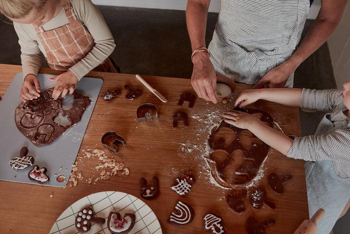 Image du produit OYOY Mini Tablier de cuisine pour enfants, Gobi Mini, brun