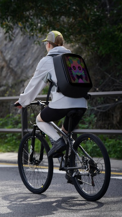 Actual product image Carbon Tech Cyber AI Rucksack mit integriertem LED-Display