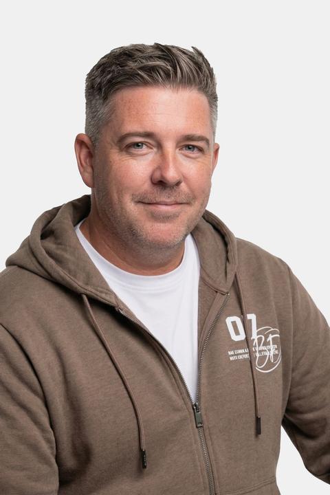 Produktbild Men+ Sweatjacke, Kapuze, Brustprint (L)