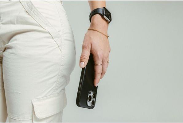 Produktbild Nomad Sport Case iPhone 16 Pro Max Vulcan Black