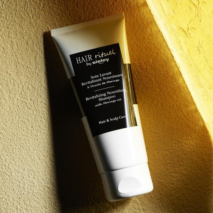 Produktbild Sisley Soin Lavant Revitalisant Nourrissant (Flüssiges Shampoo, 500 ml)