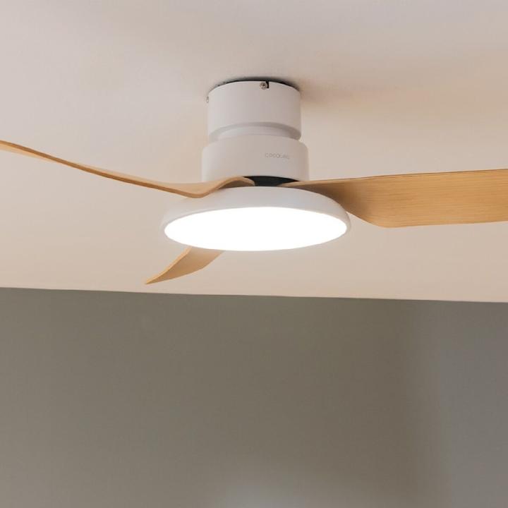 Actual product image Cecotec Deckenventilator Mit Lampe Energysilence Aero 5200 Braun 22 W 40 W