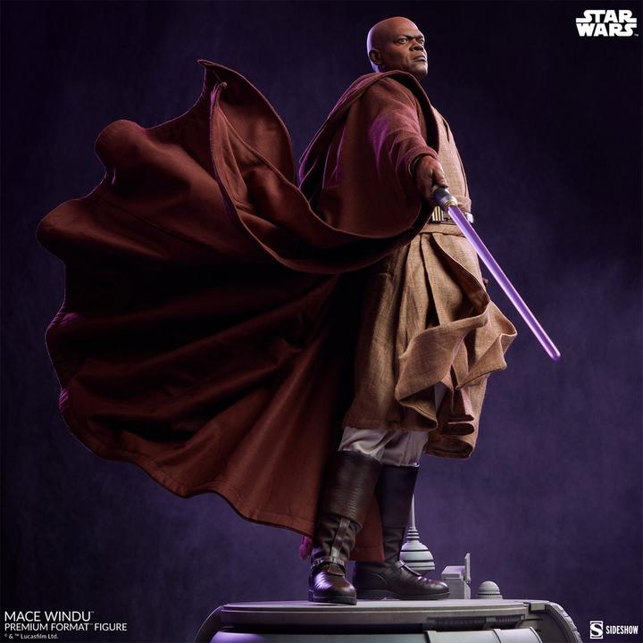Actual product image Sideshow Star Wars Episode III statuette Premium Format Mace Windu 53 cm
