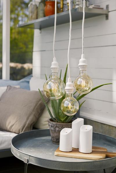 Produktbild Star Trading LED-Kerze Pillar Flamme 7.5 cm x 18 cm, Weiss (1 x)