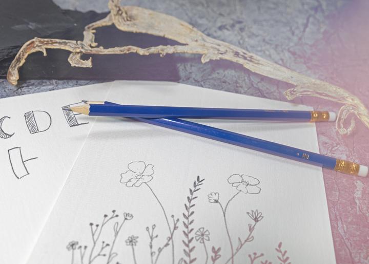 Image du produit Idena Crayon HB 4 pièces avec pointe de gomme FSC100%. (2 mm, HB, 4 x)