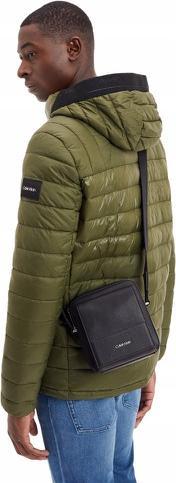 Produktbild Calvin Klein Herren Minimalism Cube Reporter Tasche, Ck Schwarz, One Size (51% RECYCLED POLYESTER, 49% POLYURETHANE)