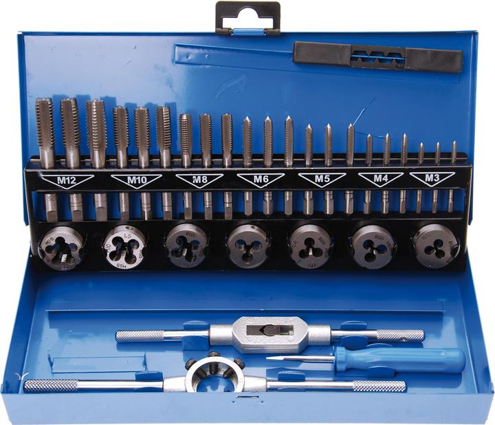 1 cutting die holder 25 x 9 mm, 1 thread gauge, 1 screwdriver, 1 Cutting drill tap wrench DIN 1814 No. 1, 25 x 9 mm: M3 x 0.5 - M4 x 0.7 - M5 x 0.8 - M6 x 1.0 - M8 x 1.25 - M10 x 1.5 - M12 x 1.75, 7 Cutting dies DIN 223, Metal display cassette, 7 tap sets 3 pcs.