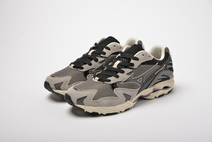 Actual product image Mizuno WAVE RIDER 10 (42)