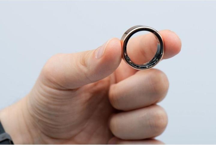 Immagine prodotto OEM Smart device Smart Ring R11M- smart steel ring with charging box Size 7 (17.3mm), gold (7, Oro)