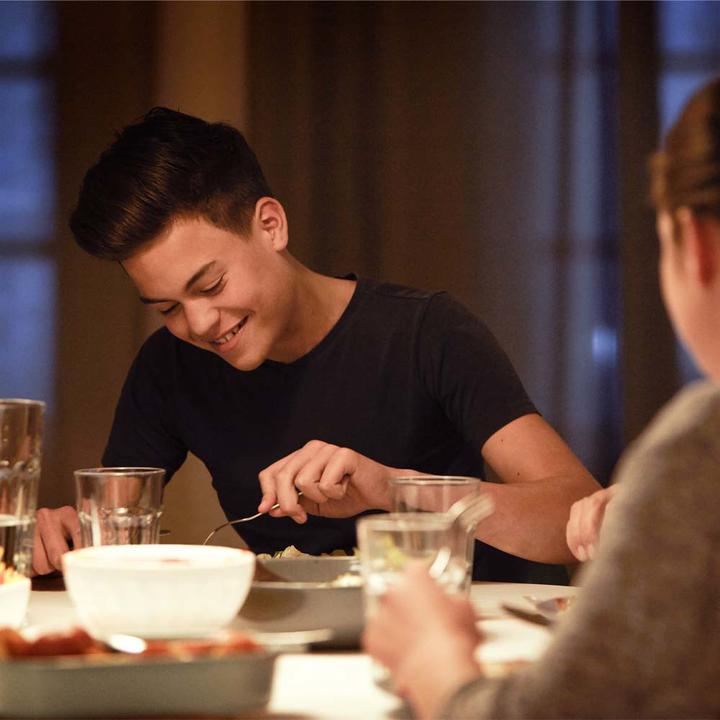 Actual product image Philips Lamp (E14, 250 lm, 1x)