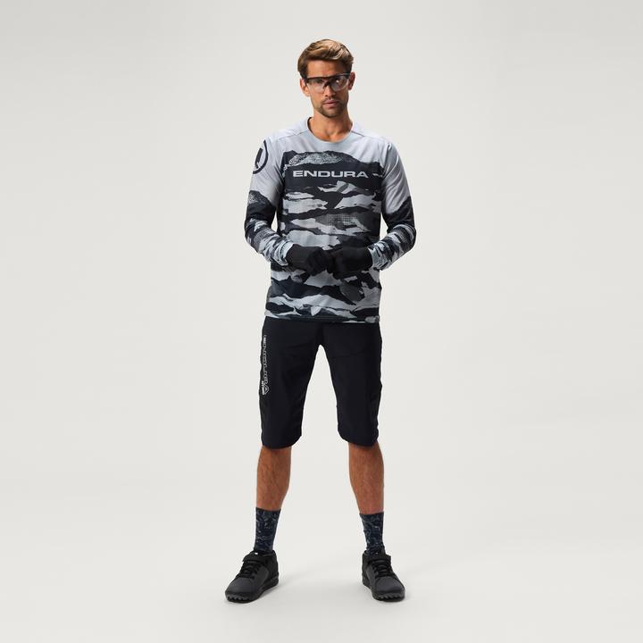 Image du produit Endura Mountain Camo Ltd L/S Tee Bk (L)