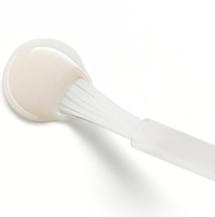 Produktbild essence The anti-yellow nail whitener 8 ml (8 ml)