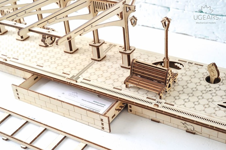 Immagine prodotto Ugears Piattaforma 196 parti