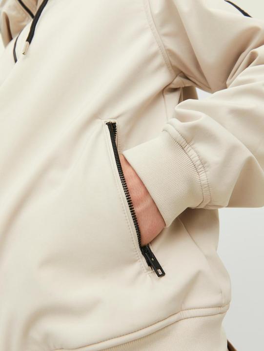 Produktbild Jack & Jones Basic Softshell-Jacke (L)