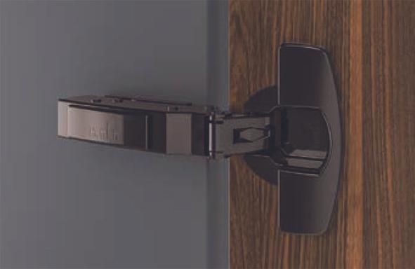 Actual product image Hettich Sensys 8675 pot hinges, corner, middle and inner hinge
