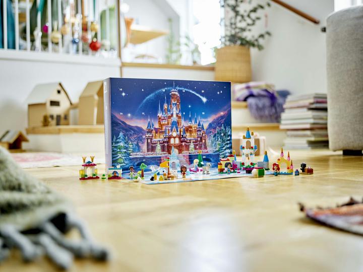 Actual product image LEGO Advent calendar 2024