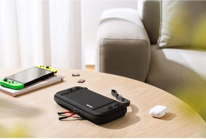 Produktbild tomtoc Cienkie etui NS FancyCase-G05 (czarny) (Switch OLED)