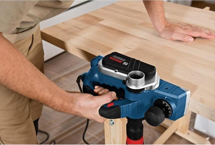 Image du produit Bosch Professional GHO 26-82 Professionnel