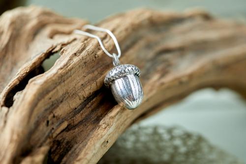 Image du produit PranaHaus Pendentif "Noix de gland
